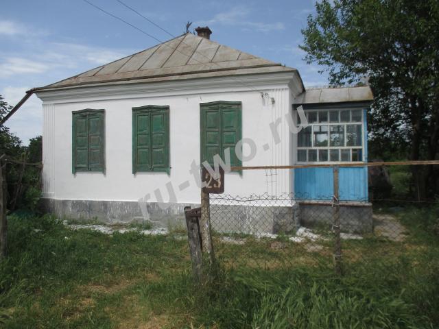 Земельный участок и добротный дом в ст. Петропавловской